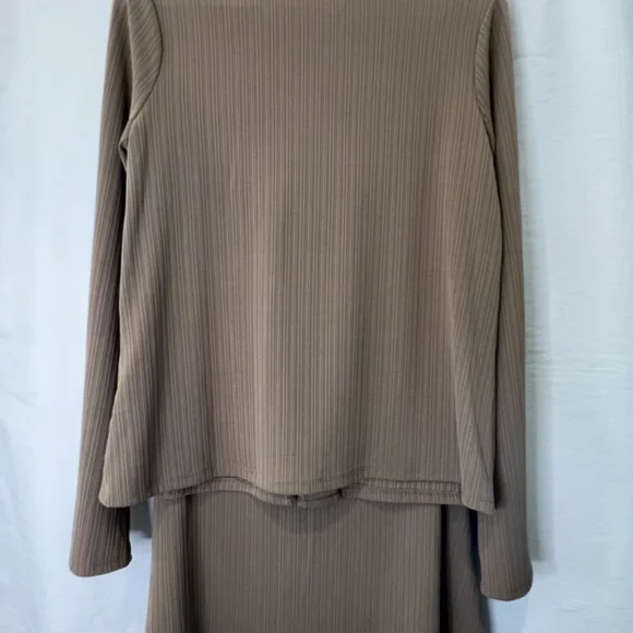 Reformation - Milla Knit Two Piece set - L - Picture 5 of 10